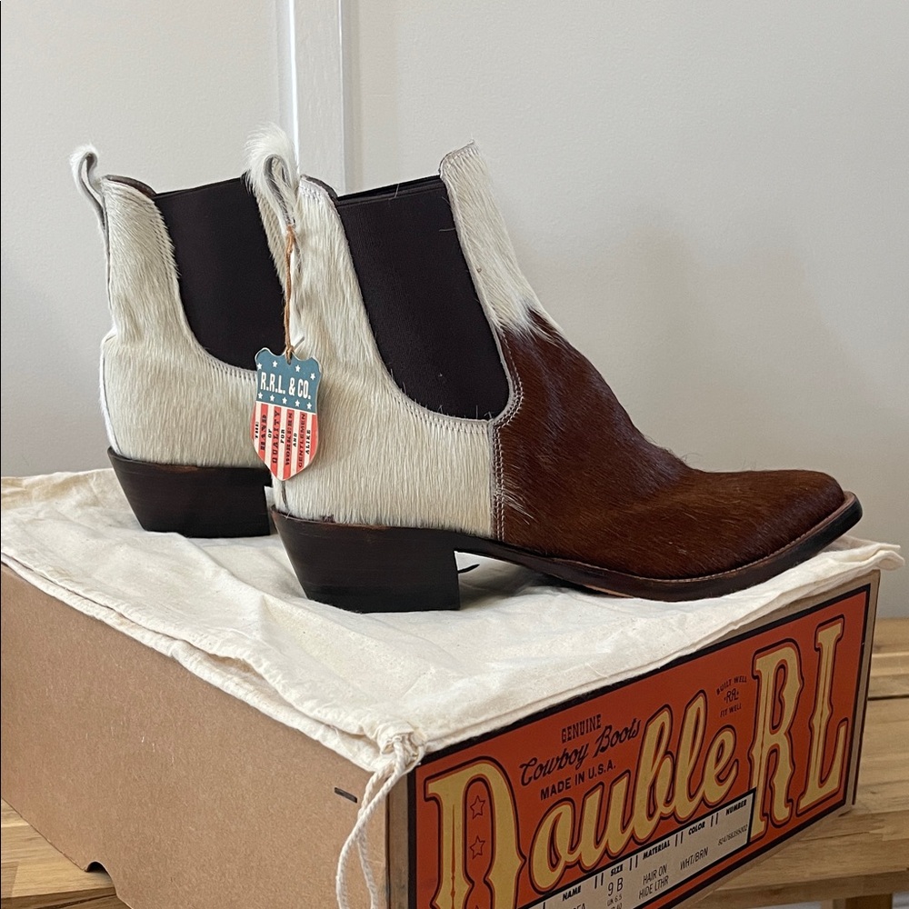 Ralph Lauren Double RL Women's Brown and Cream Ankle Boots Size 9 NWT - Picture 2 of 8